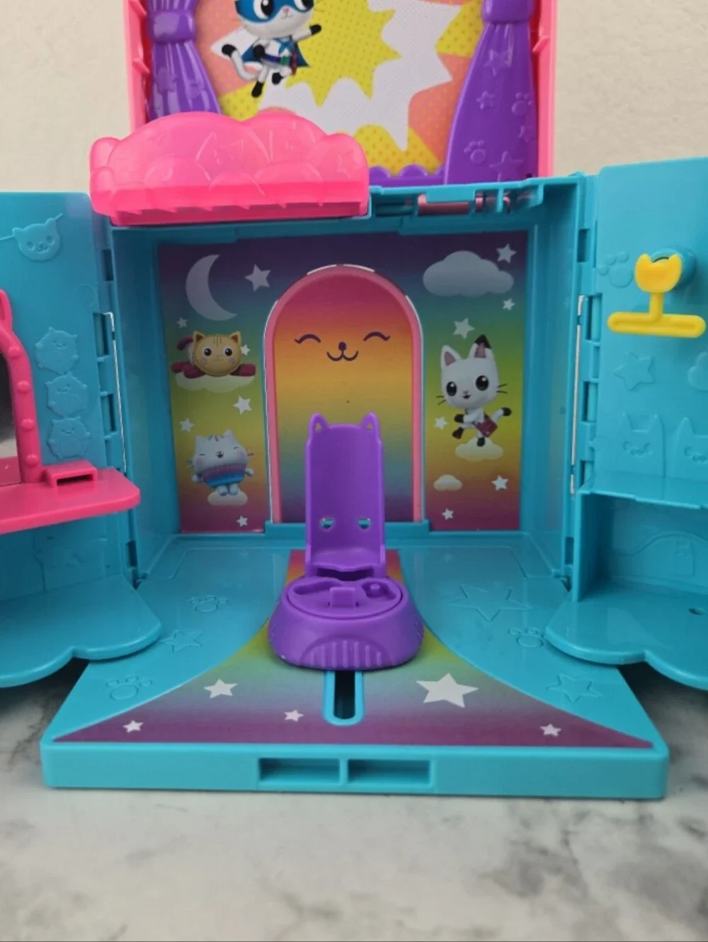 Gabby’s Dollhouse, Rainbow Closet Portable Playset(ONLY CASE)